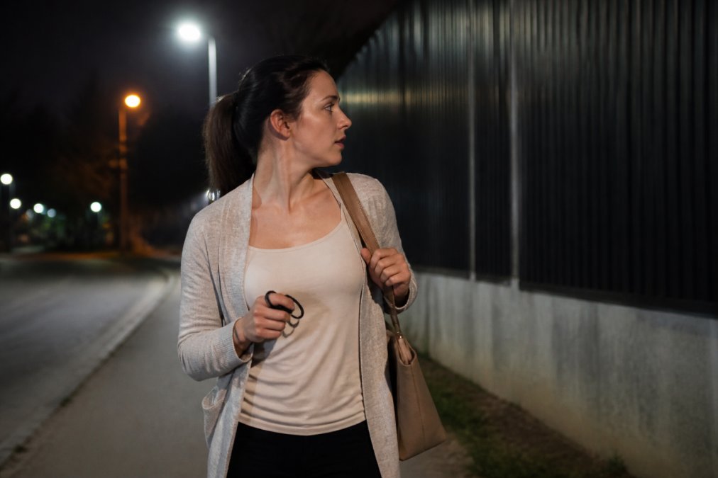 Discreet Self Defense for Walking Alone at Night